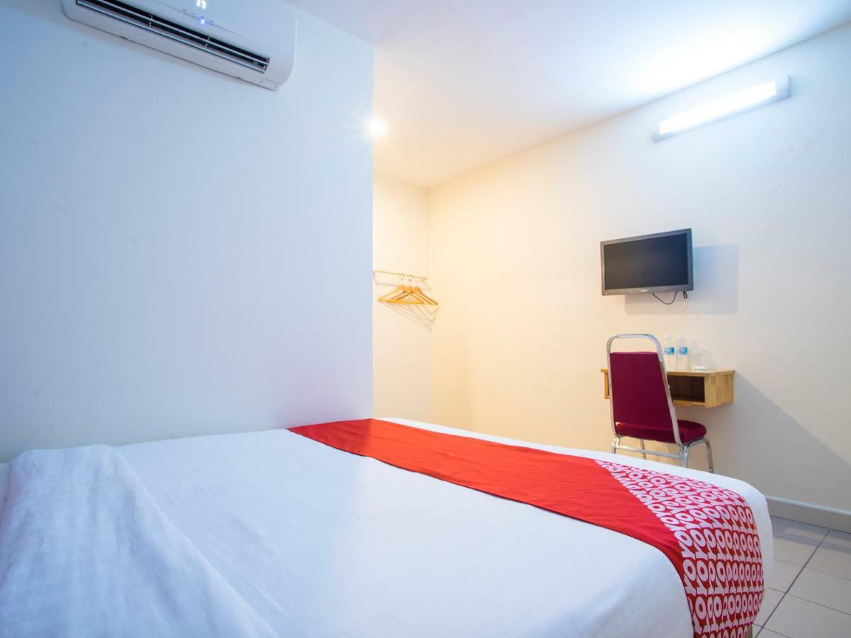 Oyo 982 Hotel Sk Kajang Exteriör bild