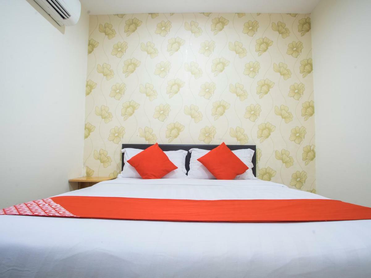 Oyo 982 Hotel Sk Kajang Exteriör bild