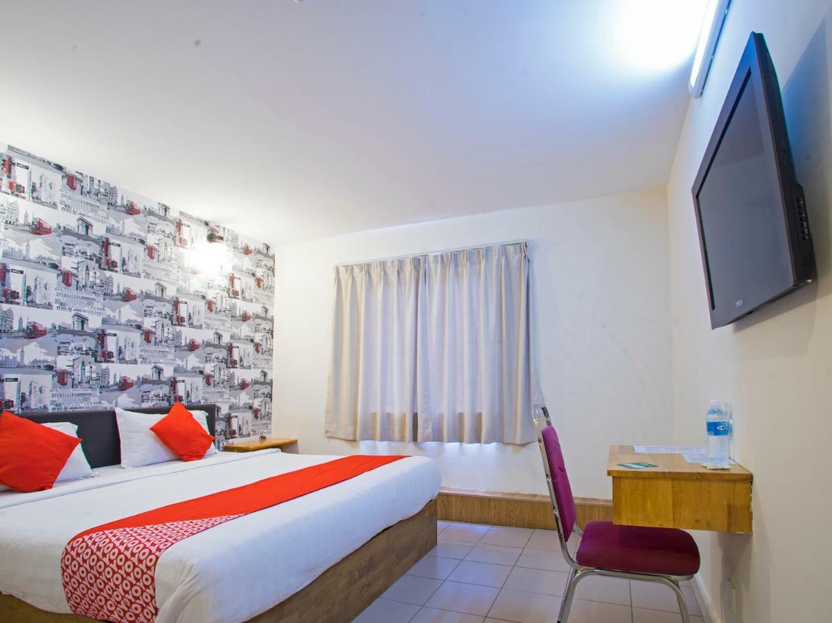 Oyo 982 Hotel Sk Kajang Exteriör bild