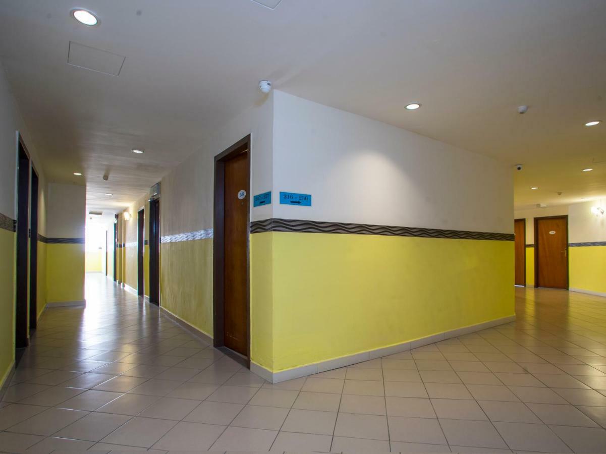 Oyo 982 Hotel Sk Kajang Exteriör bild